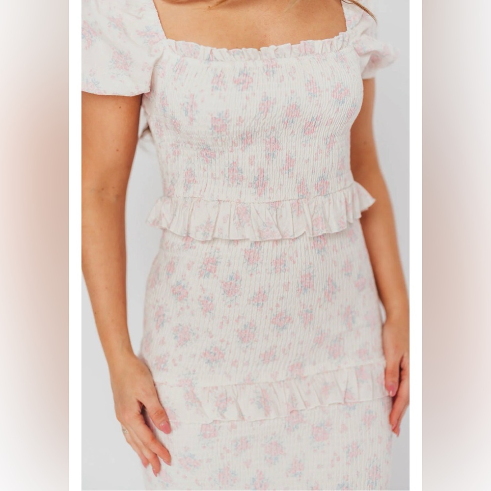 Worth Collective Ada Smocked Dress Pink and Blue Floral - Bump Friendly! Size XL - Picture 2 of 10